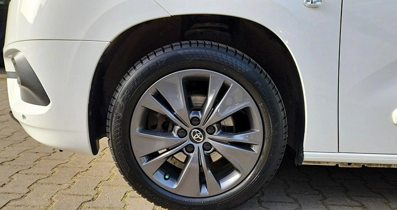 Toyota Proace City Verso cena 99900 przebieg: 38343, rok produkcji 2021 z Błonie małe 326